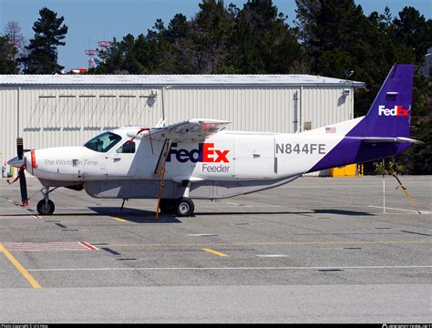 N844FE FedEx Feeder Cessna 208B Super Cargomaster Photo By Urs Hess