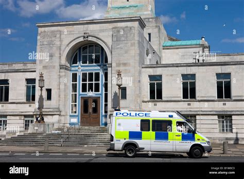 Southampton City Centre Police Station And Police Van Civic Centre