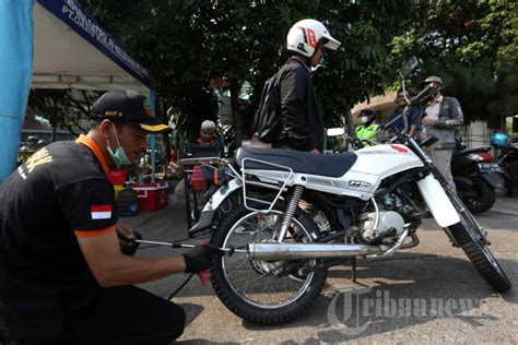 Uji Coba Tilang Uji Emisi Di Jakarta Foto Tribunnews