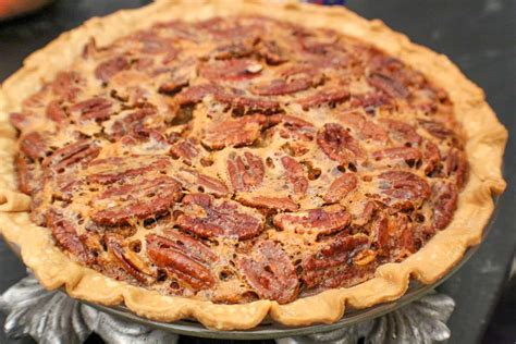 Classic Southern Pecan Pie Smartypantskitchen Easy Pie Recipes