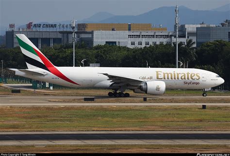 A Efn Emirates Boeing F H Photo By Tang Minxin Id