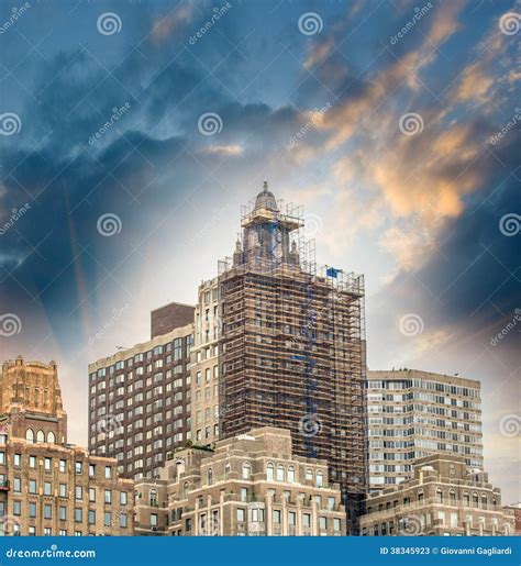 Old Skyscrapers Of New York. Upward View At Sunset Stock Photos - Image ...