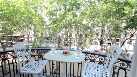 Enjoy Las Ramblas from your balcony at Continental Barcelona