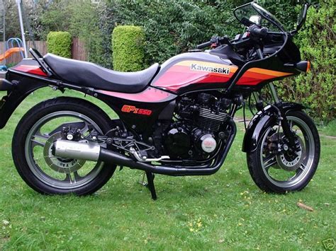 1990 Kawasaki GPZ 550 Pic 5 Onlymotorbikes