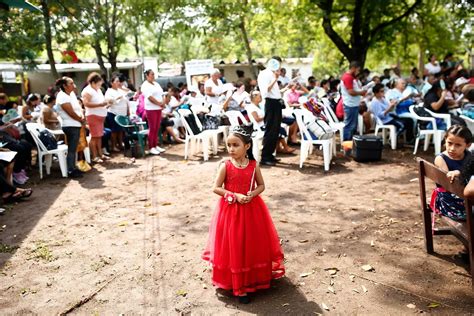 Promueven En La Zona Occidental De El Salvador Un Bosque En El Día Del