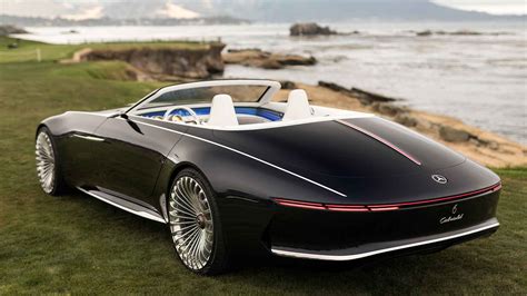 2017 Vision Mercedes Maybach 6 Cabriolet vrooms ahead with new design