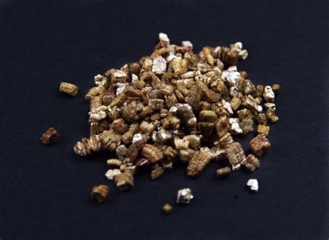 Vermiculite Insulation: DIY Safe Asbestos Removal - ManMadeDIY