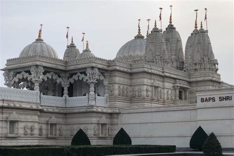 Neasden Temple A Tour Of Baps Shri Swaminarayan Mandir