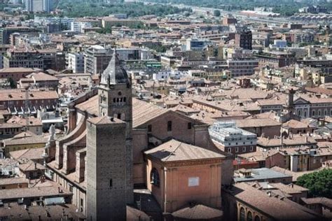 How To Visit Bologna Towers: 13 Best Things To Know