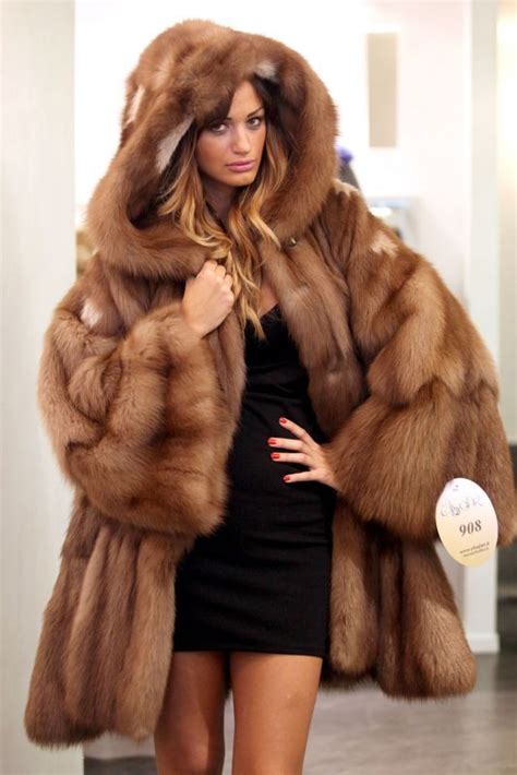 Message Fur Fashion Guide Furs Fashion Photo Gallery Fur Fashion Fur Coat Coat