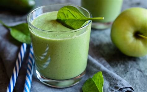 Gr Ner Smoothie Mit Avocado Und Spinat Rezept