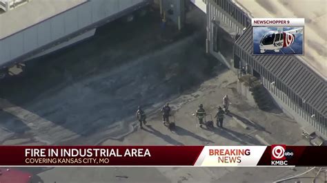 Kansas City Firefighters Respond To Forklift Fire In Industrial Area Youtube