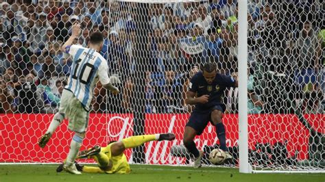 La Imagen Que Comprobaría Que El Tercer Gol De Argentina No Era Válido