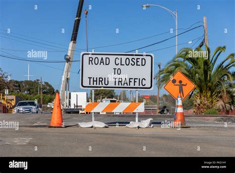 Road Closed To Thru Traffic Sign Discounted Prices Og6666