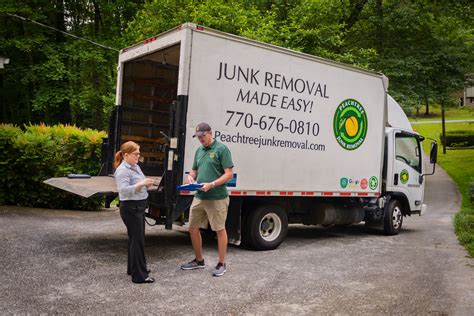 Peachtree Junk Removal | Atlanta Furniture & Debris Hauling