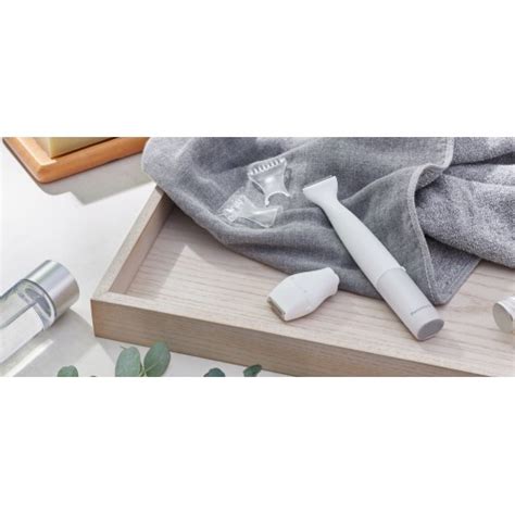 Panasonic Bikini Trimmer Shaver ES WV Price In Pakistan At Symbios PK