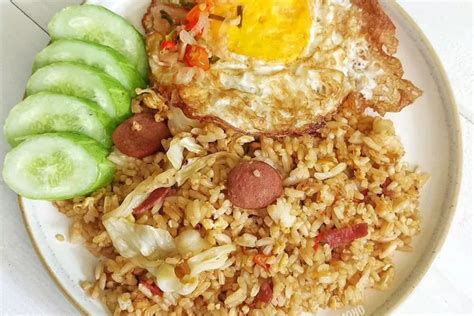 Punya Nasi Sisa Semalam Cobain Yuk Resep Nasi Goreng Telur Ceplok