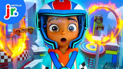 Hot Wheels Racers Stunt Showdown 🏎️ Hot Wheels Let S Race Netflix Jr Youtube