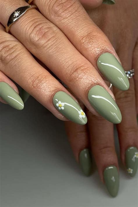 18 Cute Trendy Sage Green Nails Ideas In 2024 Lavender Nails Olive