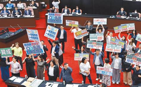 內幕》總預算卡關 綠營啟動陸空聯合作戰 直球對決藍白 政治 中時