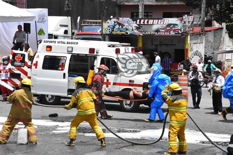 Video Realizan Cuerpos De Emergencia Megasimulacro En R O Blanco