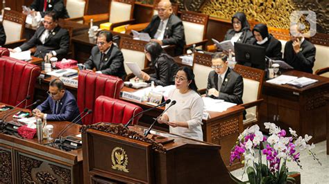 Pembukaan Rapat Paripurna Masa Sidang II Tahun 2023 2024 Foto