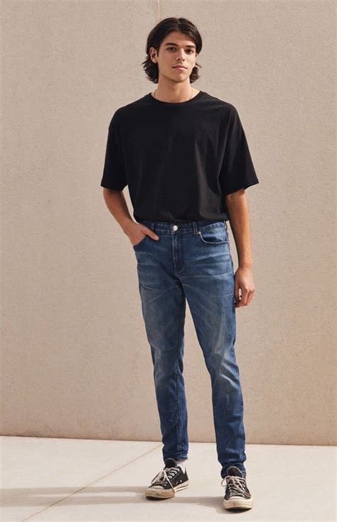 90's casual outfit for men | Mens casual dress outfits, Men stylish dress, Minimalist fashion men