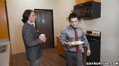 Andrew Miller And Paul Canons Intense Bareback Fuck Sesh
