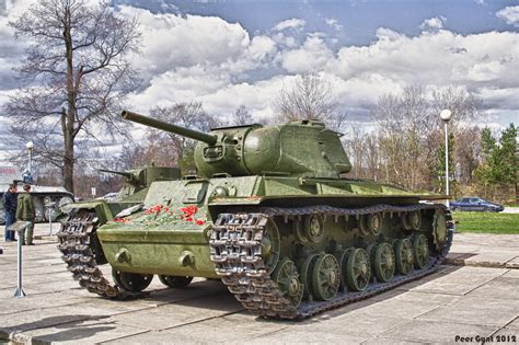 Soviet Heavy Tank KV 1S 1942 The Machine Is Exposed At Mu Flickr