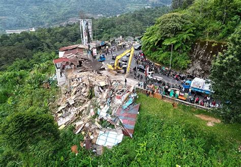 Hari Kedua Pasca Penertiban Pkl Di Kawasan Puncak Bogor Begini Kondisi