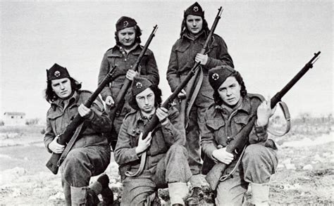 Historical event and rare war photo: Yugoslave Women Partisans