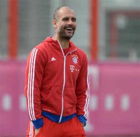 sp Fußball BL München Guardiola 15 Jähriger Trograncic Guardiola lässt