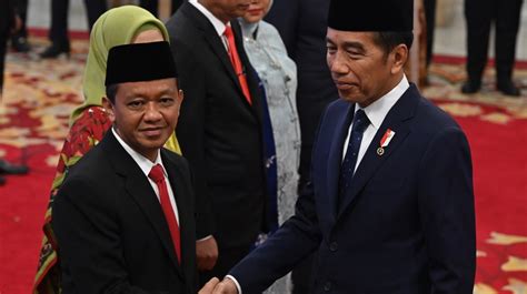 Nyengir Disebut Pak Ketum Bahlil Guyon Sebelum Dilantik Jokowi Jadi