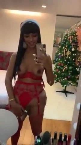 Santa S Helper Spanish Shemale Amateur Amateur Porn XHamster