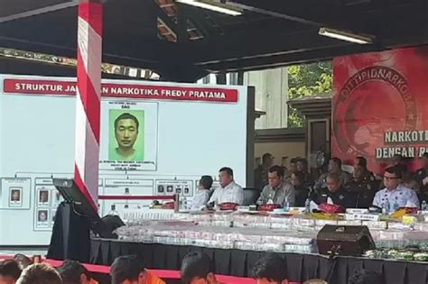 Terlibat Jaringan Gembong Narkoba Fredy Pratama Belasan Orang Di