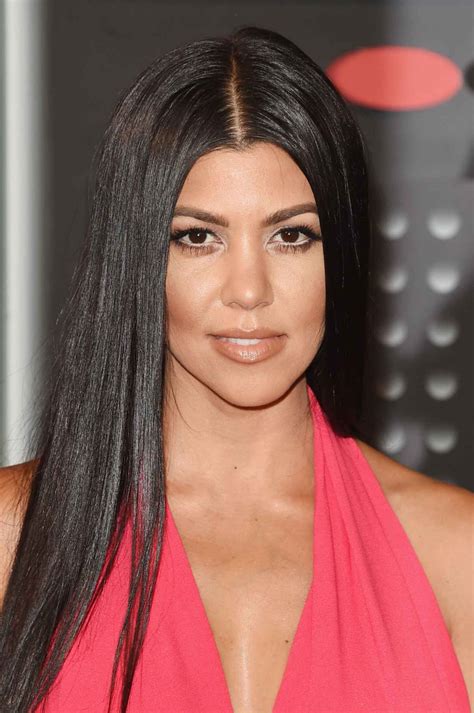 Kourtney Kardashian 2015 MTV Video Music Awards at Microsoft Theater in Los Angeles – celebsla.com