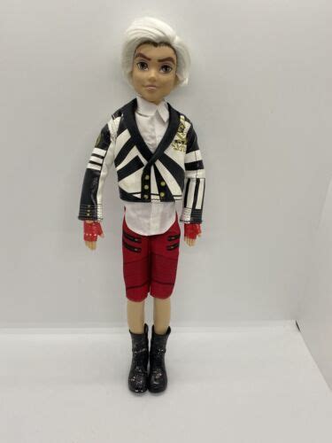 Disney Descendants 2 Carlos Doll Cotillion Royal Yacht Barbie Cruella