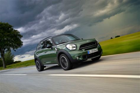 The new MINI Countryman.