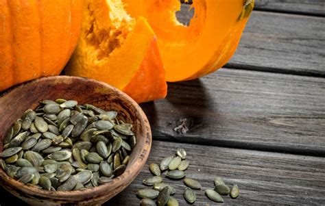 9 Best Health Benefits Of Consuming Pumpkin Seeds 2023