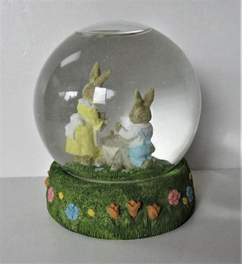 Vintage Bunny Snow Globe Rabbit Picnic Nursery Decor Tulips Kids