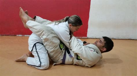 Treino De Jiu Jitsu Em Casal As Vantagens De Treinar Jiu Jitsu Juntos