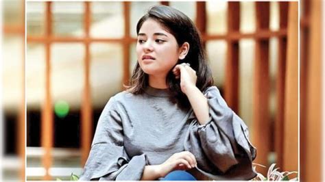 Dangal Actor Zaira Wasim Quits Bollywood Says Relationship With