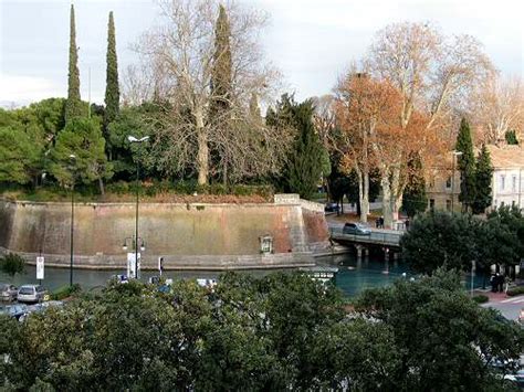 Peschiera Del Garda Lago Di Garda Fiume Mincio Colline Moreniche Del