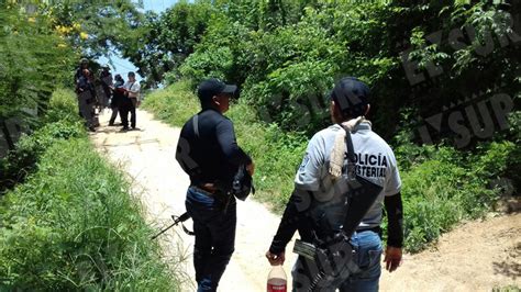 Hallan Al Menos Tres Cuerpos En Fosas En Una Casa De La Zona Suburbana