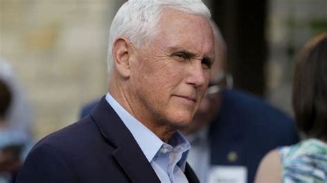 El Exvicepresidente Mike Pence Anuncia Su Candidatura Para La