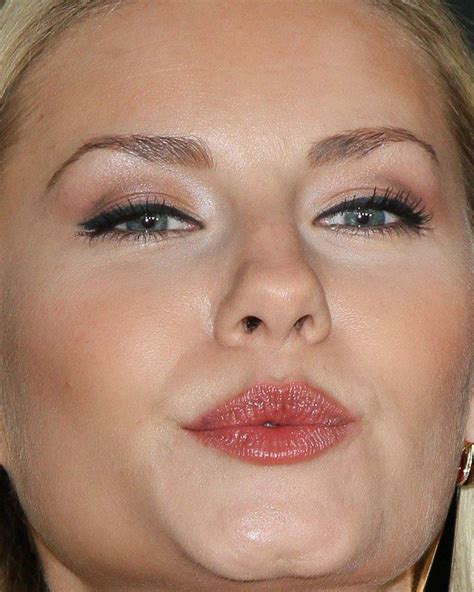 Elisha Cuthbert Goddess Complex Seraphimwalking