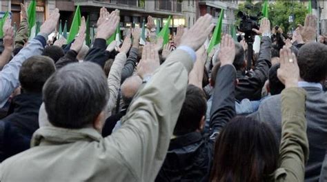 Il saluto fascista può non essere reato Osservatorio Antisemitismo