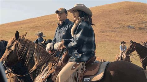 Kristi Noem South Dakotas Cowgirl Governor Cowgirl Magazine