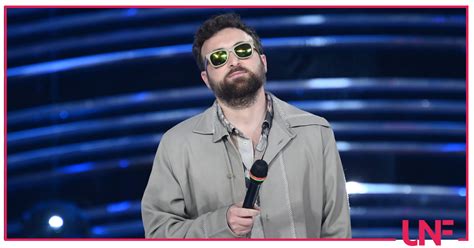 Testi Sanremo 2022 Dargen DAmico Canta Dove Si Balla Ultime Notizie