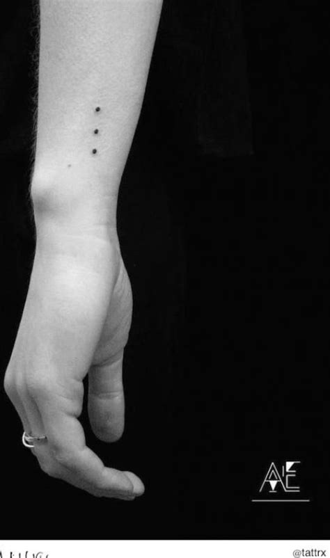 Med Tech Запись со стены Dot tattoos Three dots tattoo meaning